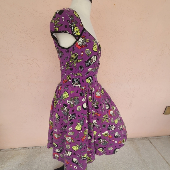 Pinup Couture Pinup Girl Clothing Luscious Dress in Monster Mayhem Print - Picture 4 of 11